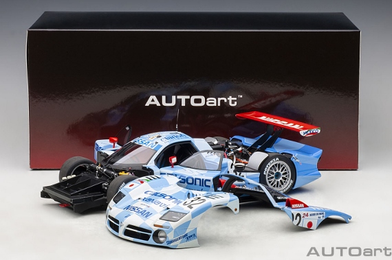 オートアート1/18 日産 R390 GT1 1998 ルマン24 3位 #32（星野