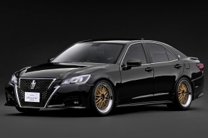 予約 イグニッションモデル1/18 トヨタ クラウン アスリートS GRS214