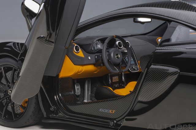 Autoart 76081 オートアートモデル マクラーレン 600LT オニキス